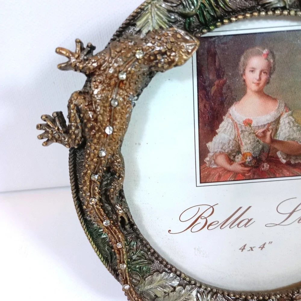 Bella Lux 4x4 Round Picture Frame Bronze Green Lizard Jewel Leaf Tabletop Accent